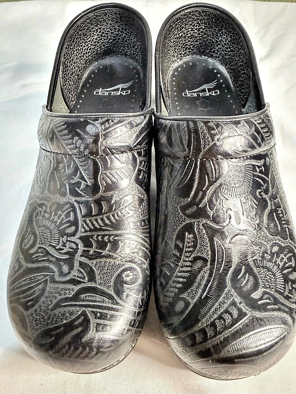 Dansko Professional Tooled Clog Floral Leather Black EU 41